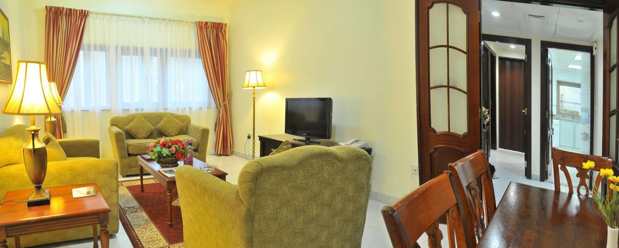 אבו דאבי Ivory Hotel Apartments מראה חיצוני תמונה