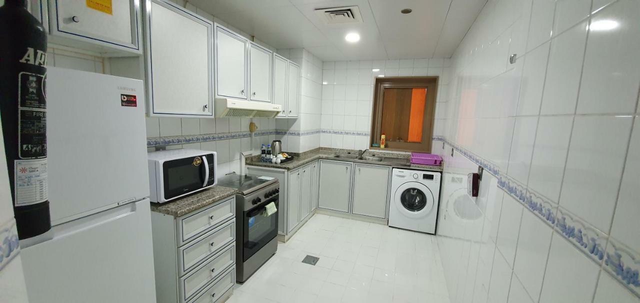 אבו דאבי Ivory Hotel Apartments מראה חיצוני תמונה