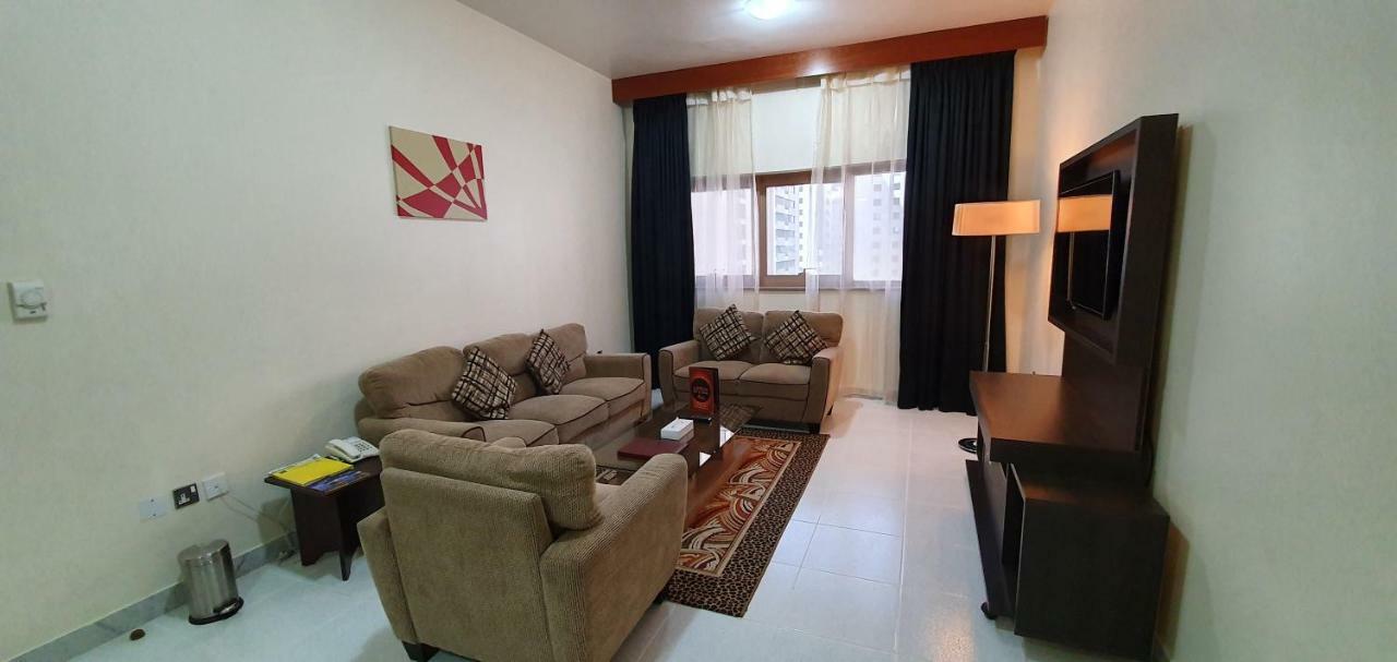 אבו דאבי Ivory Hotel Apartments מראה חיצוני תמונה